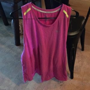 Nike workout top XL